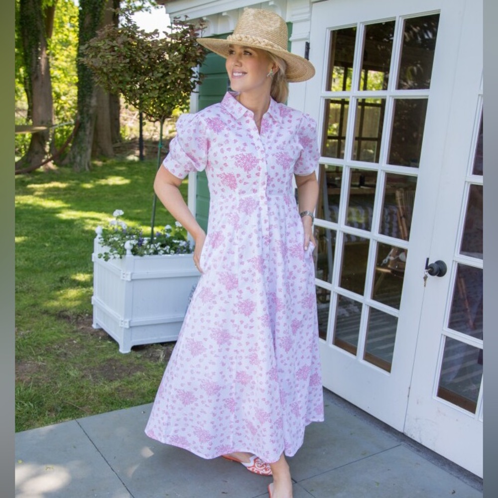 Like new! Julia Armory (formerly India Armory) Pink Floral Shirt Dress. Size S.